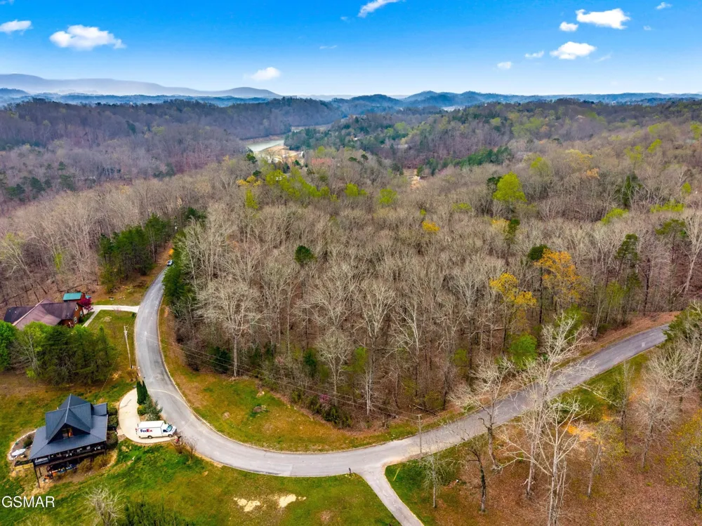 107 Turtle Dove Trail Dandridge, TN 37725