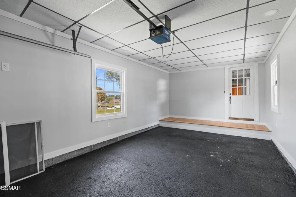 1328 W Main Street White Pine, TN 37890