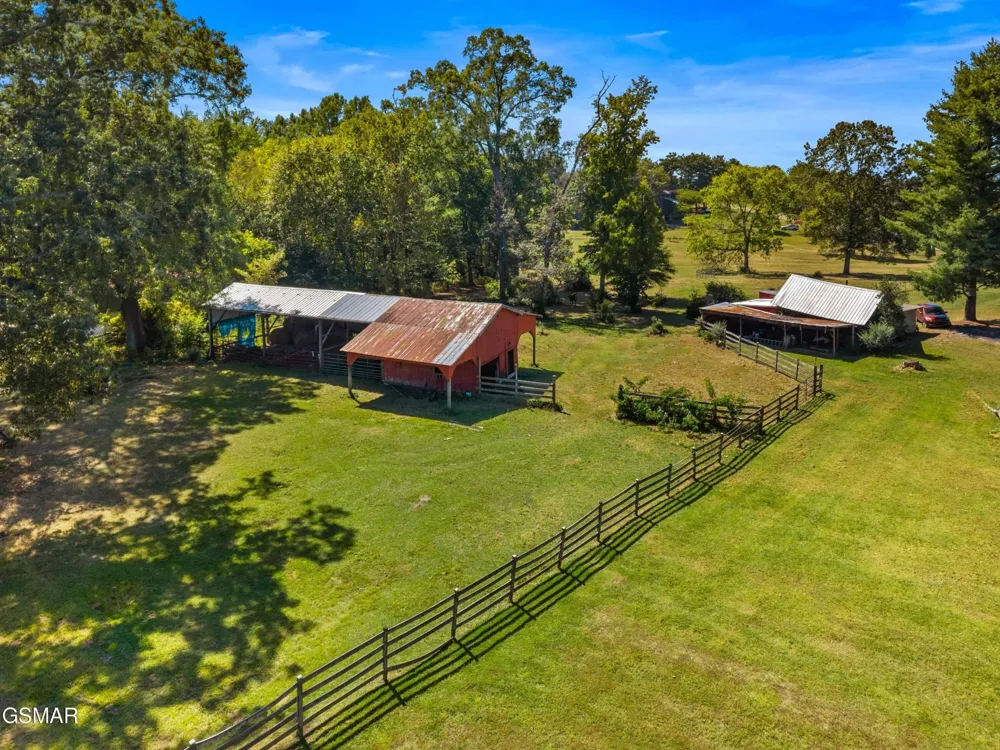 1328 W Main Street White Pine, TN 37890