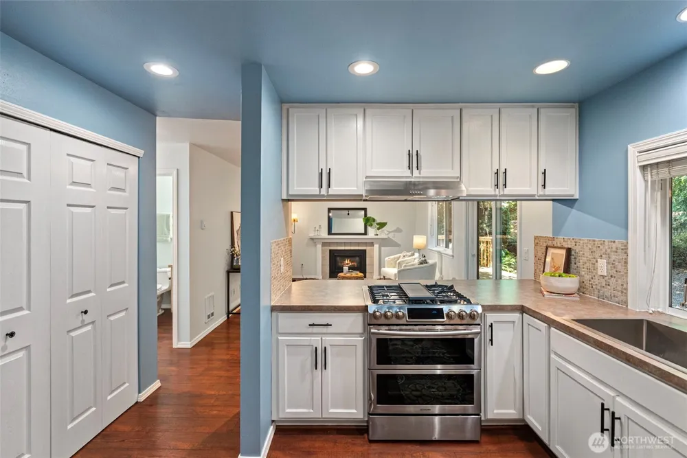 12568 Spohn Road NE Poulsbo, WA 98370