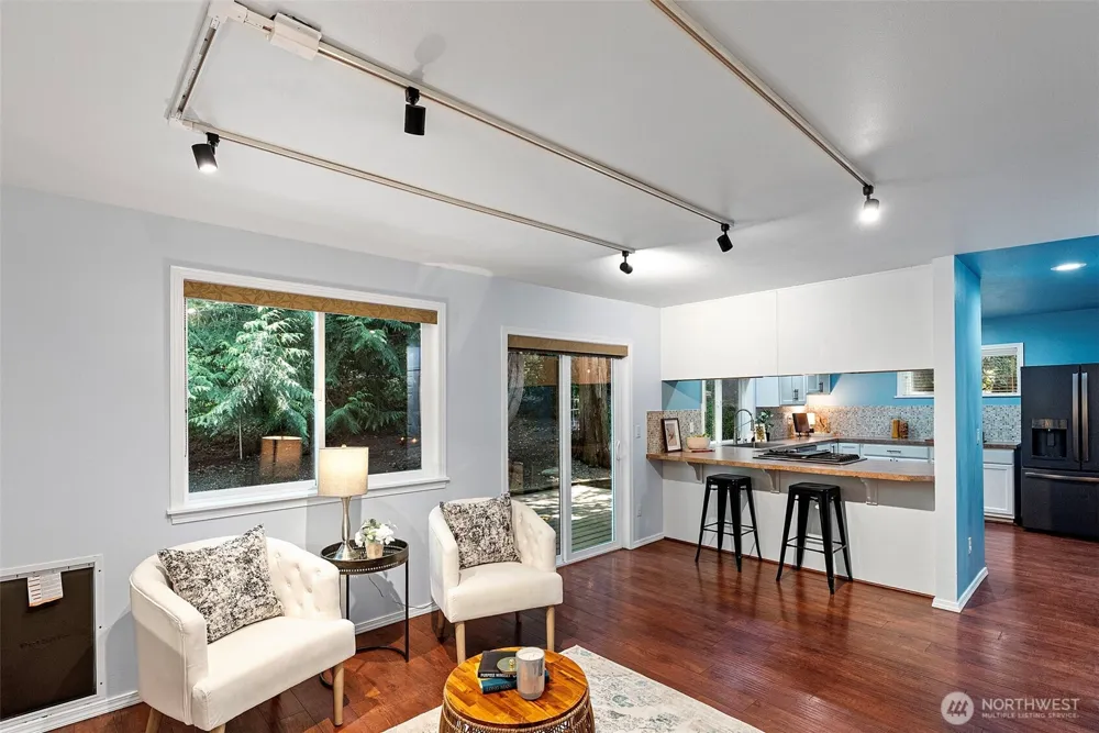 12568 Spohn Road NE Poulsbo, WA 98370