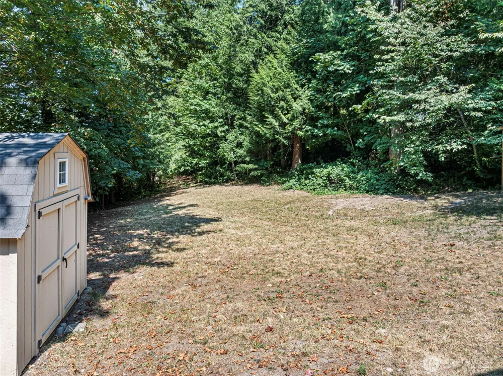 12568 Spohn Road NE Poulsbo, WA 98370