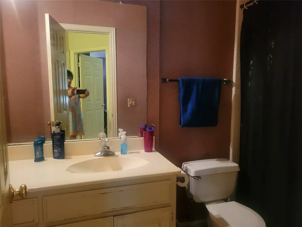 1817 Parkwood Drive Grapevine, TX 76051