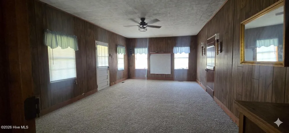 388 Quince Dail Road Chinquapin, NC 28521