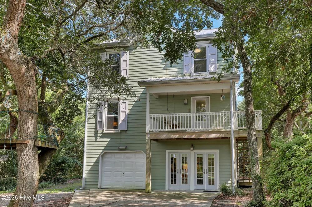 109 Sea Urchin Court Surf City, NC 28445