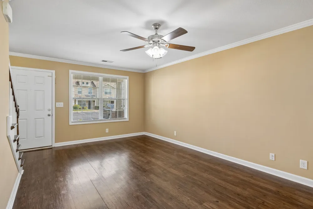 302 Sam Houston Cir Clarksville, TN 37040