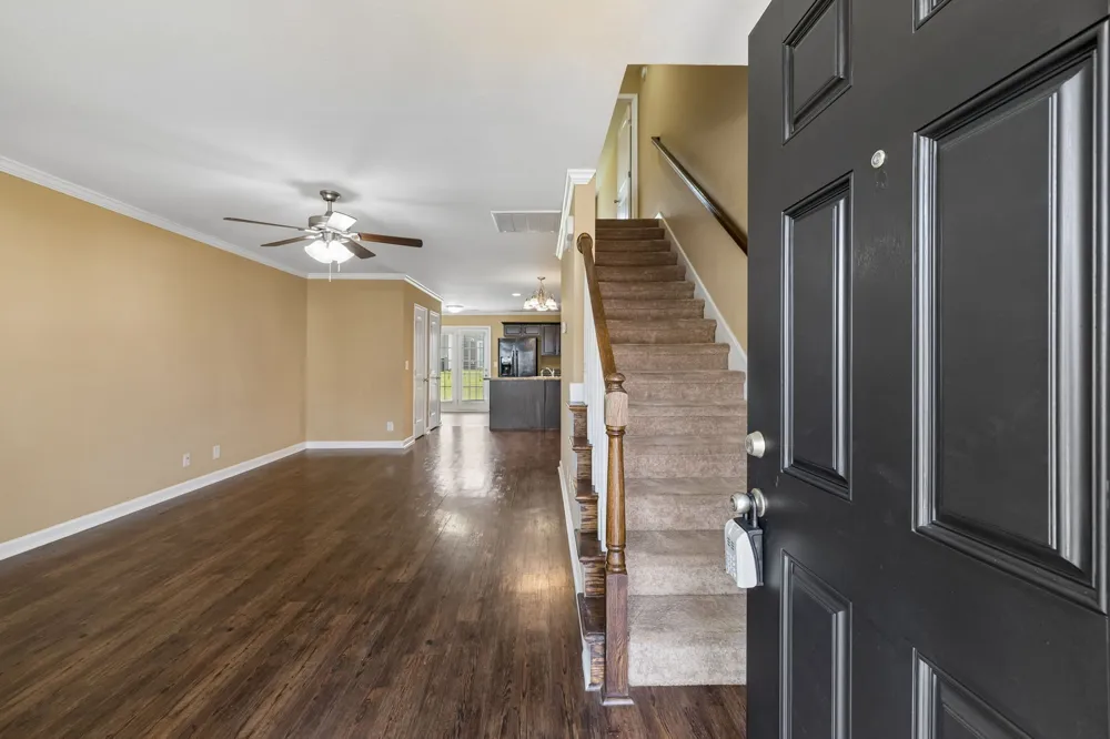 302 Sam Houston Cir Clarksville, TN 37040
