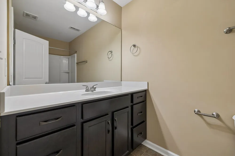302 Sam Houston Cir Clarksville, TN 37040
