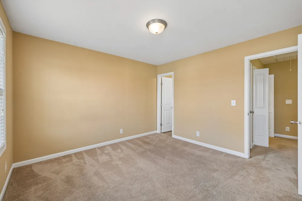 302 Sam Houston Cir Clarksville, TN 37040