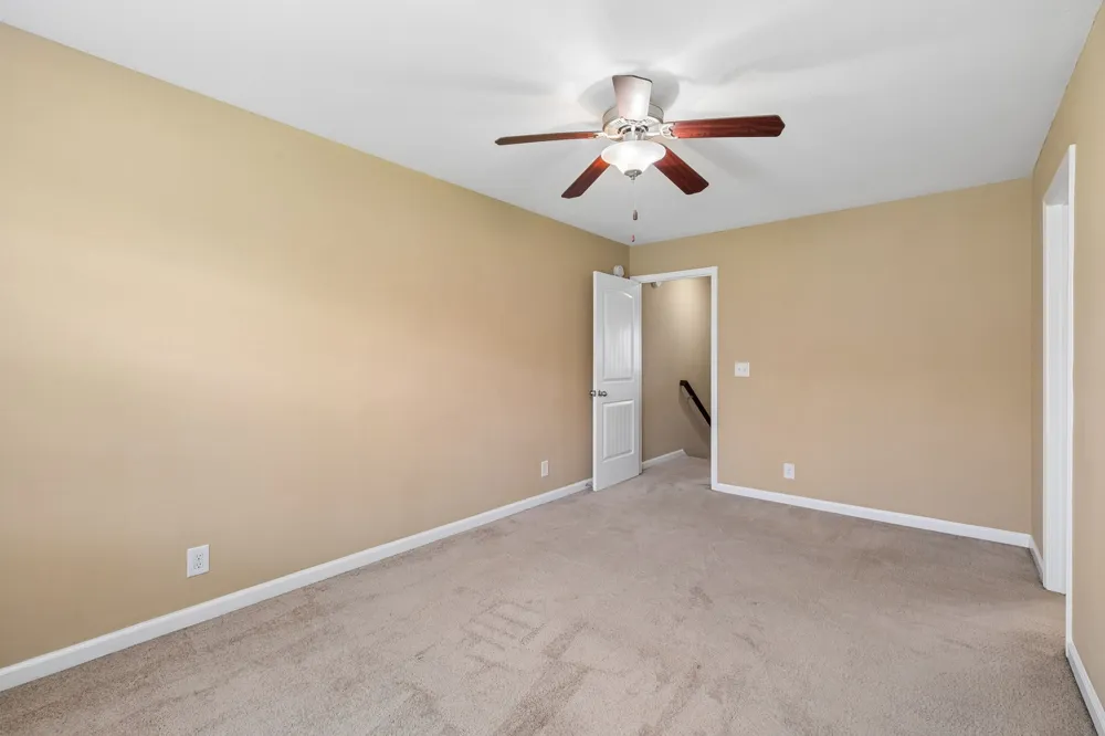 302 Sam Houston Cir Clarksville, TN 37040