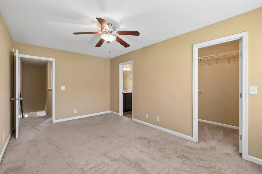 302 Sam Houston Cir Clarksville, TN 37040