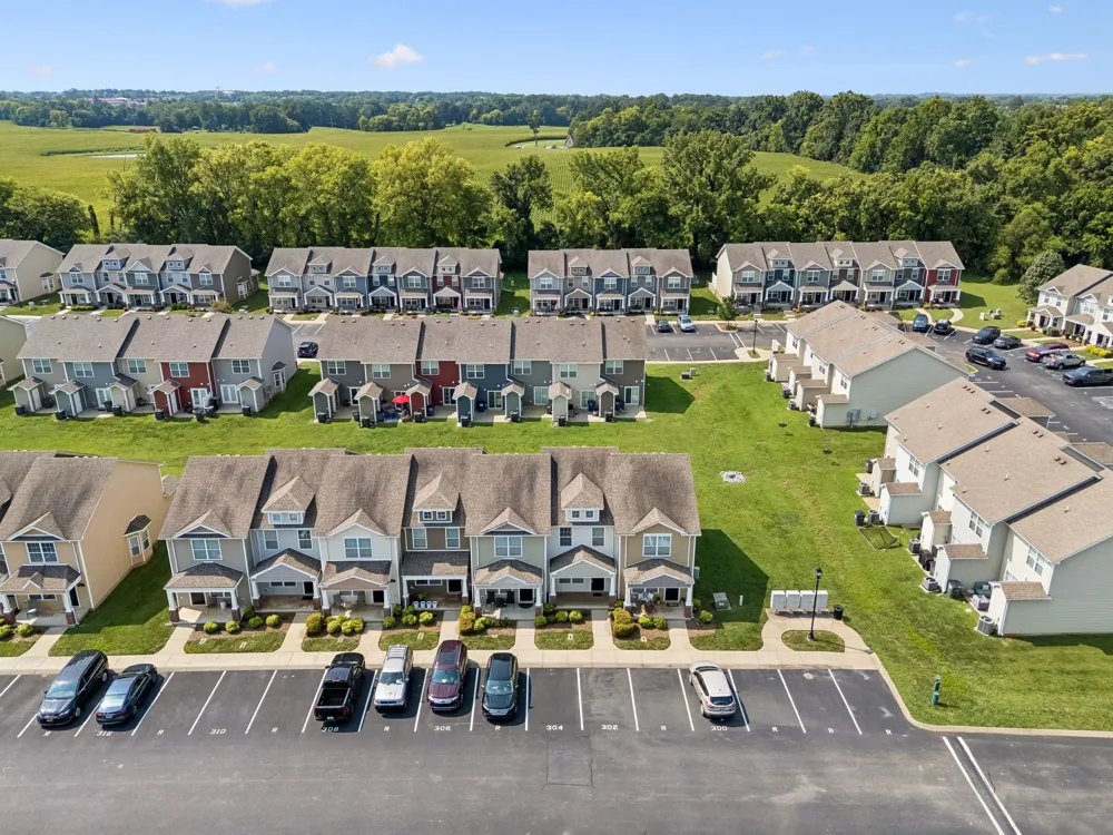 302 Sam Houston Cir Clarksville, TN 37040