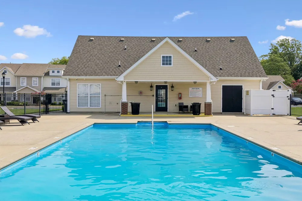 302 Sam Houston Cir Clarksville, TN 37040