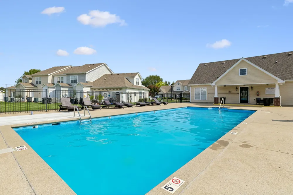 302 Sam Houston Cir Clarksville, TN 37040