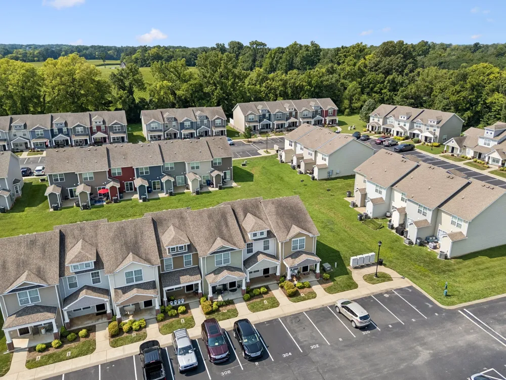 302 Sam Houston Cir Clarksville, TN 37040