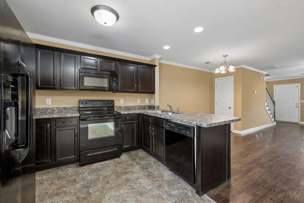 302 Sam Houston Cir Clarksville, TN 37040