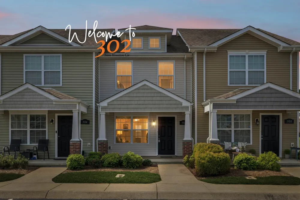 302 Sam Houston Cir Clarksville, TN 37040