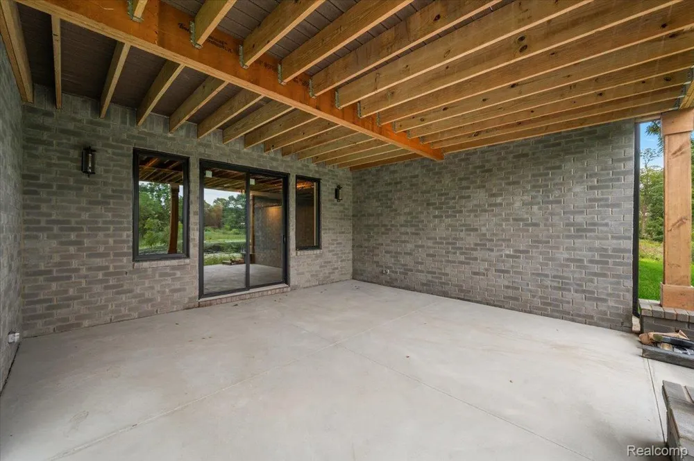 1059 Iroquois Trail Oxford Charter Township, MI 48371