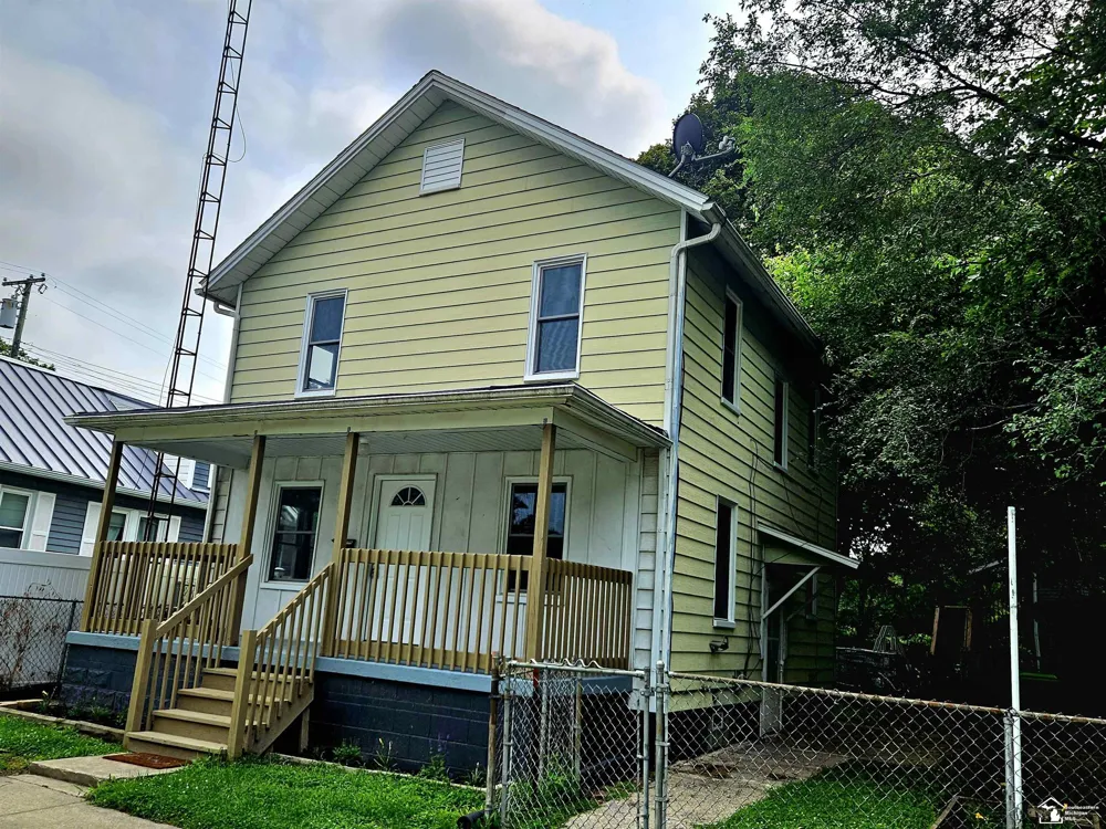 223 Jerome Street Monroe City, MI 48161
