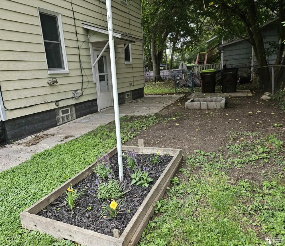 223 Jerome Street Monroe City, MI 48161