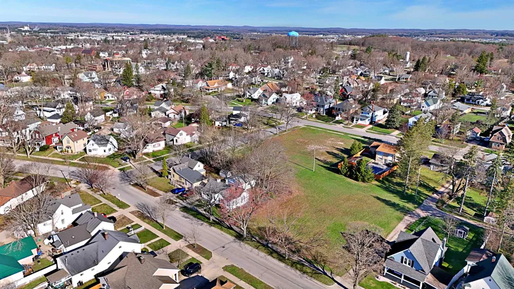 702 E Division Street Cadillac City, MI 49601