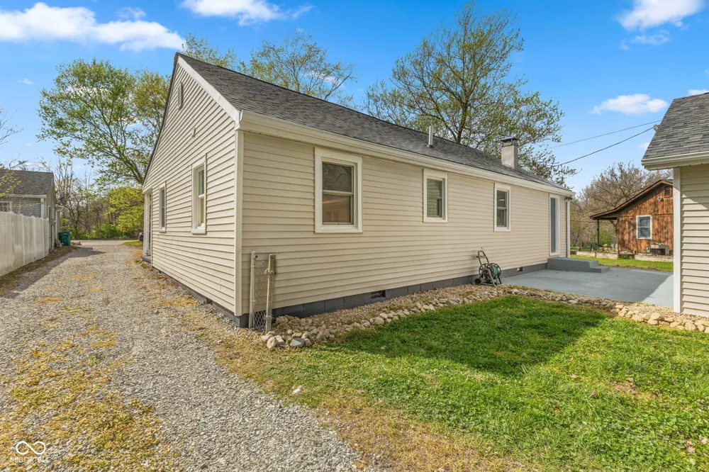 8049 State Road 267 Brownsburg, IN 46112