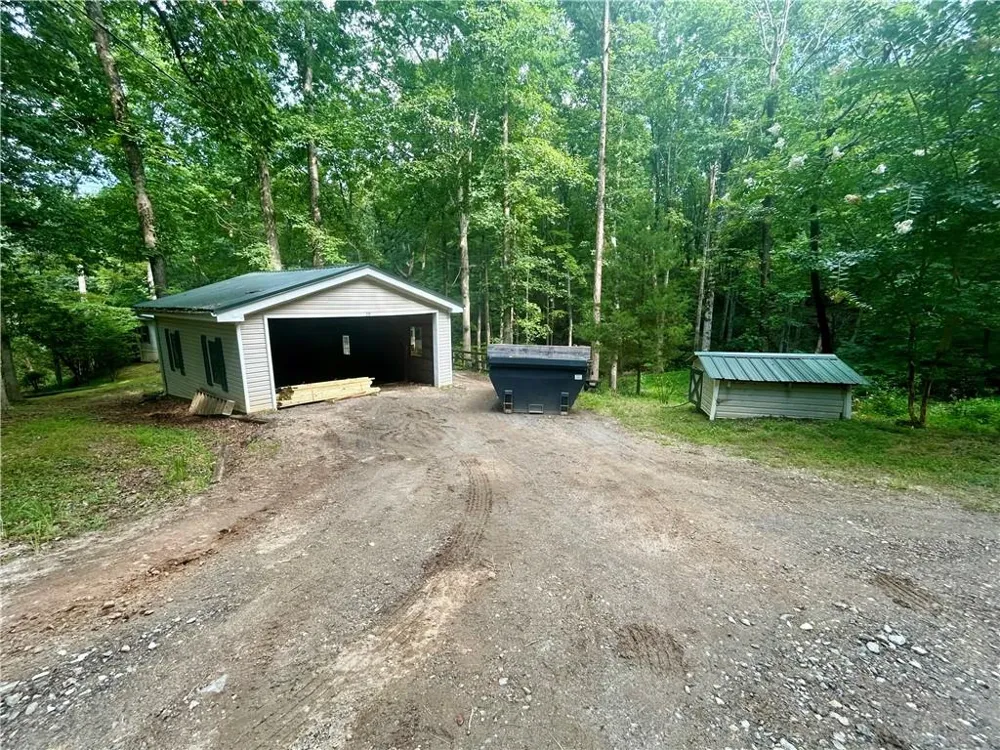 839 Wooten Road Cleveland, GA 30528