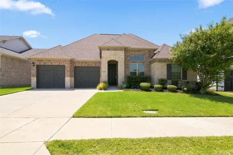 2913 Sundial Lane