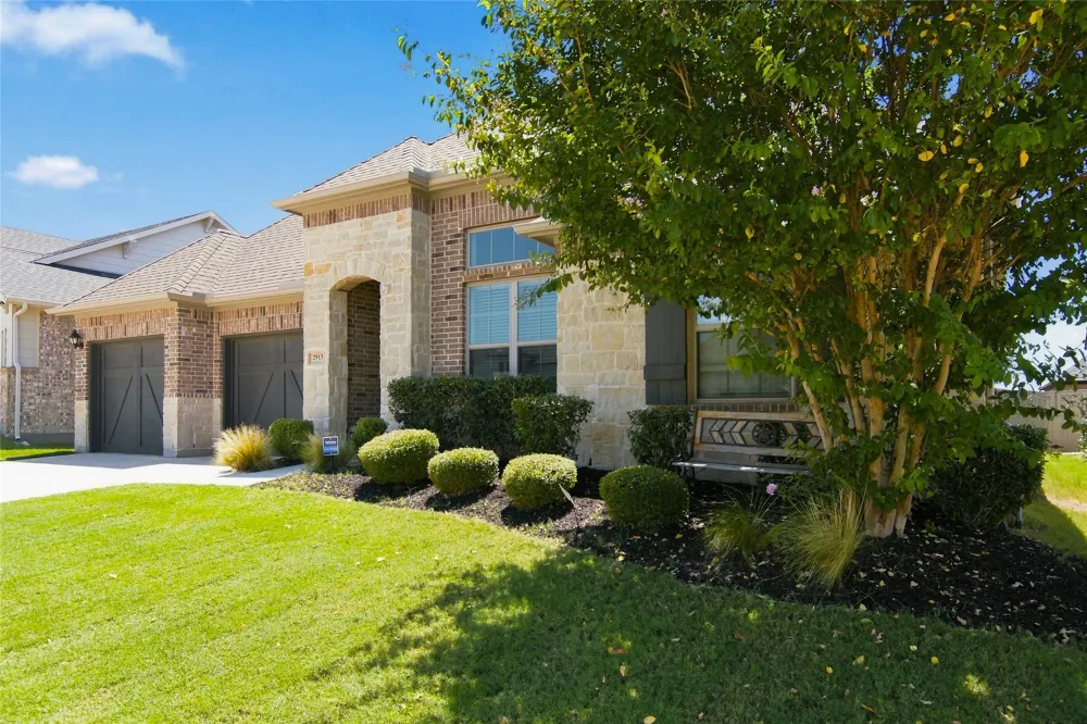 2913 Sundial Lane Northlake, TX 76247
