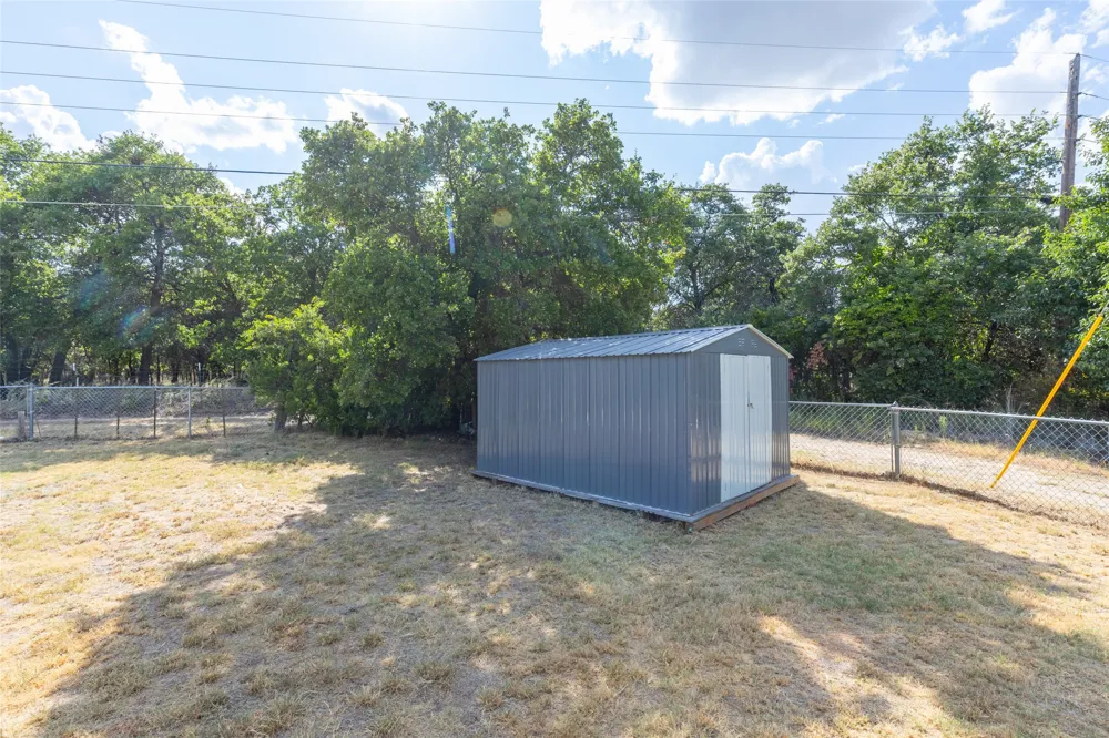 1714 Locksley Court Clyde, TX 79510