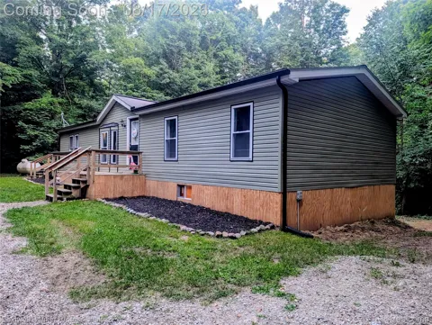 5323 English Road