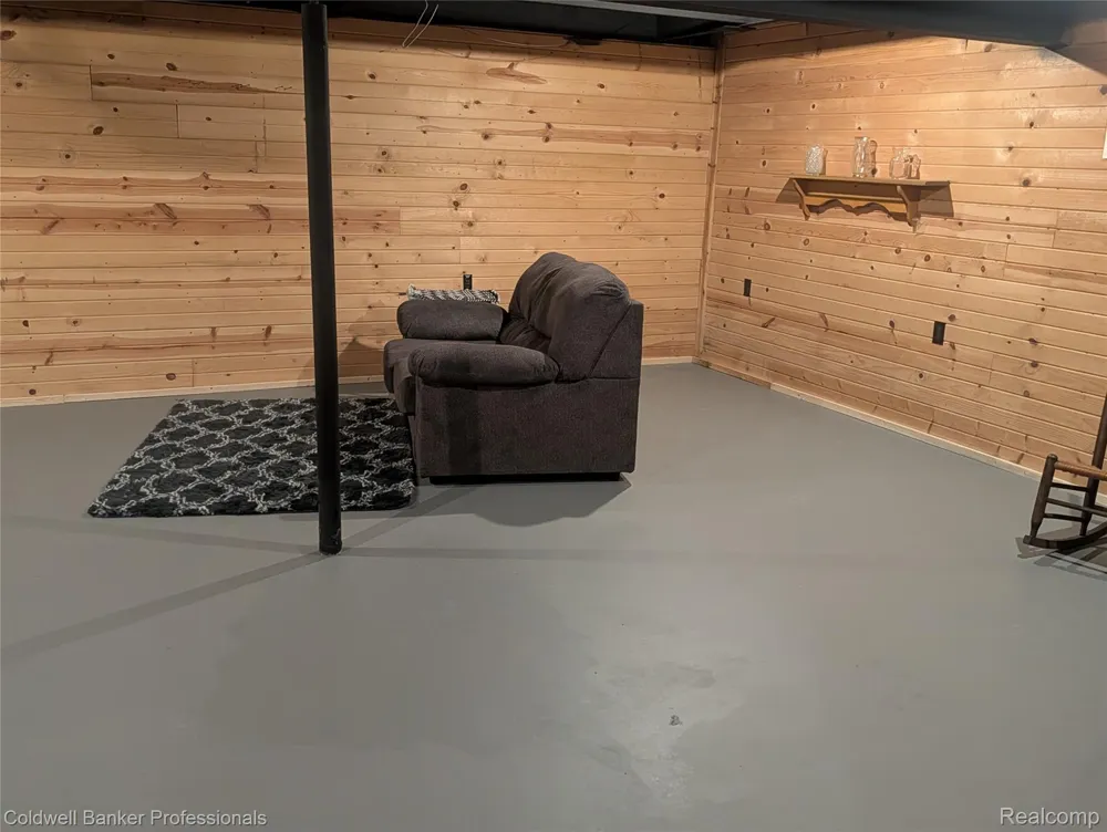 5323 English Road Koylton Township, MI 48727
