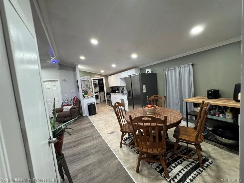 5323 English Road Koylton Township, MI 48727