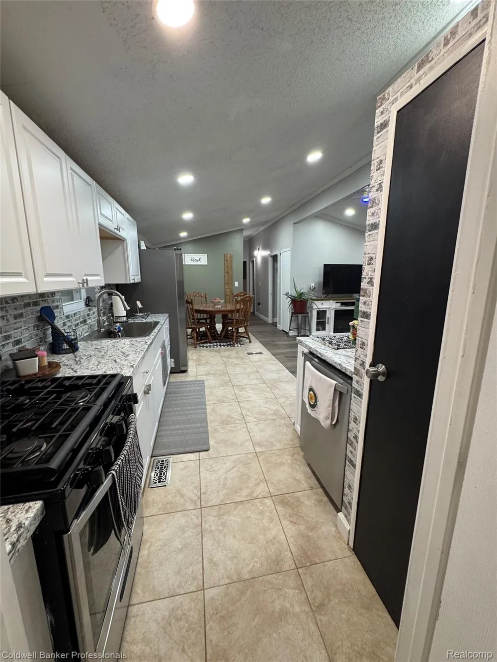 5323 English Road Koylton Township, MI 48727