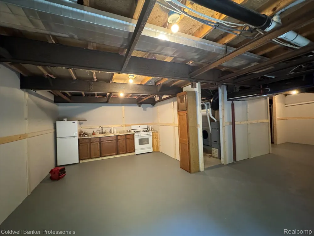 5323 English Road Koylton Township, MI 48727