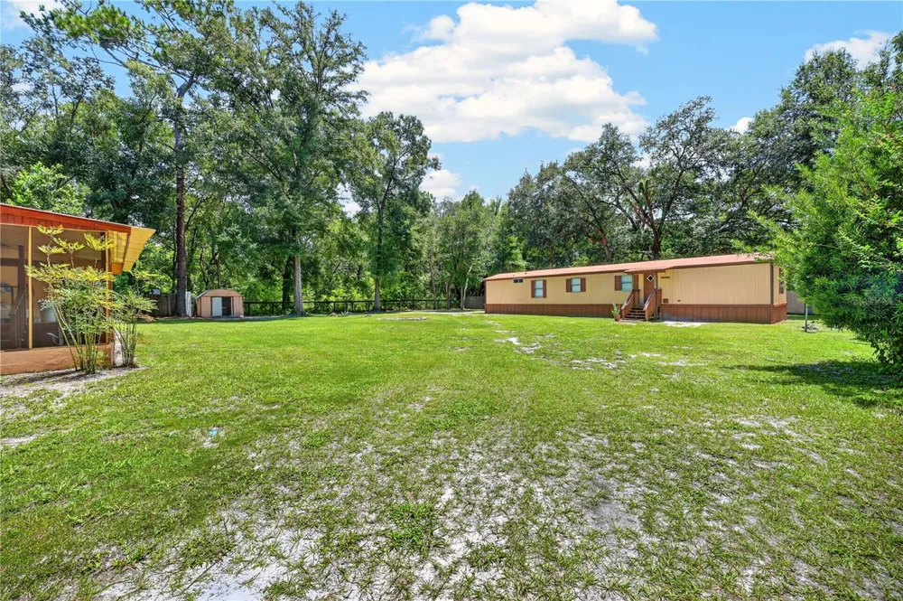 8200 SE 145 STREET Dunnellon, FL 34432