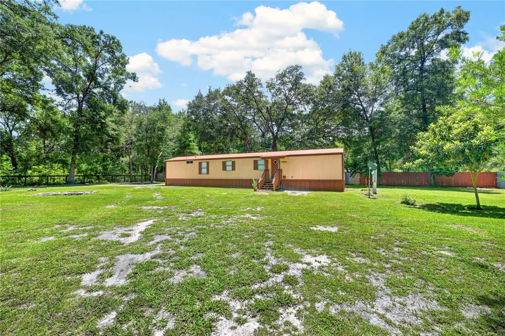8200 SE 145 STREET Dunnellon, FL 34432