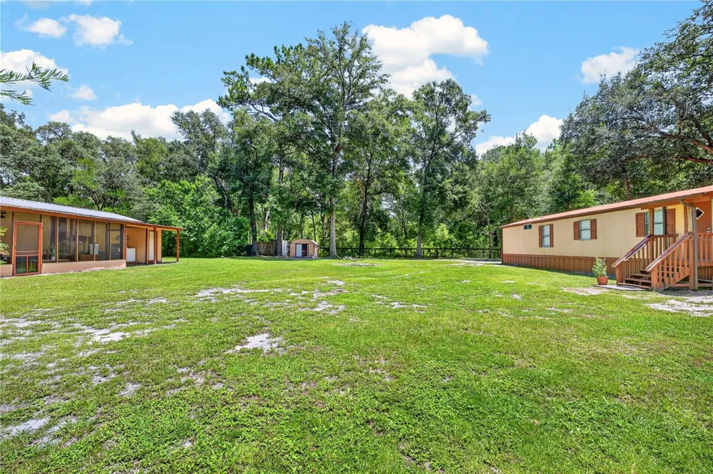 8200 SE 145 STREET Dunnellon, FL 34432