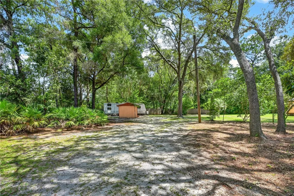 8200 SE 145 STREET Dunnellon, FL 34432