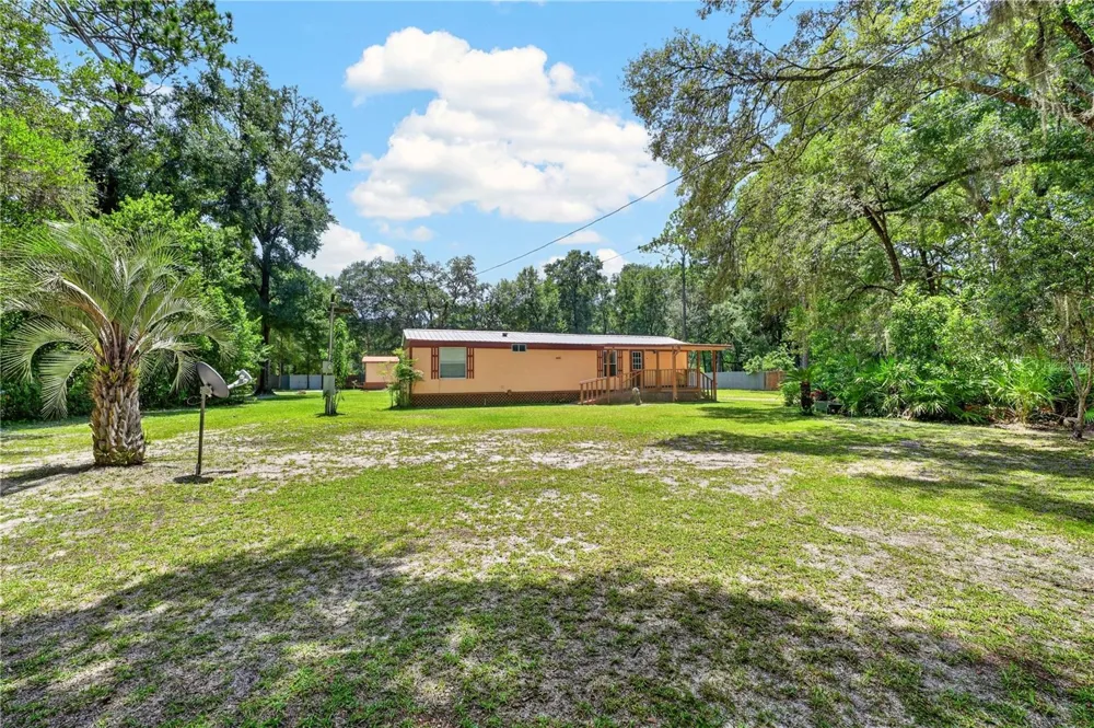 8200 SE 145 STREET Dunnellon, FL 34432