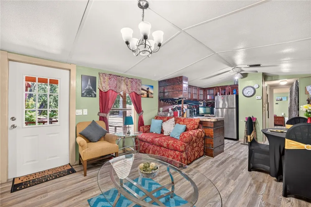 8200 SE 145 STREET Dunnellon, FL 34432