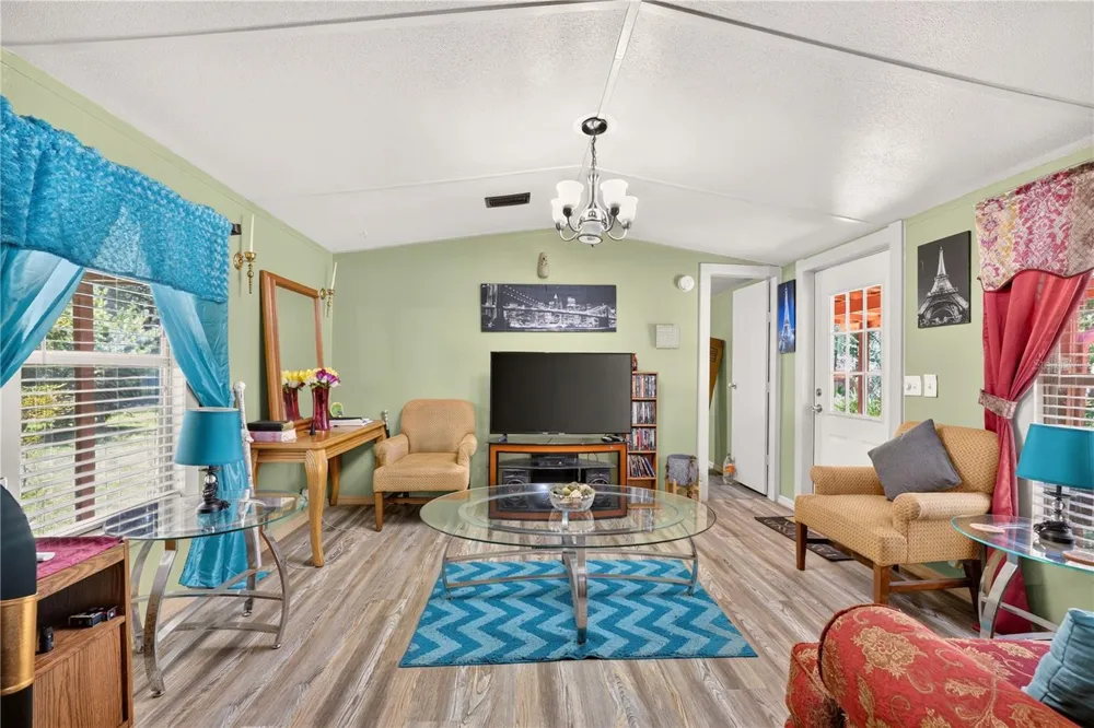8200 SE 145 STREET Dunnellon, FL 34432