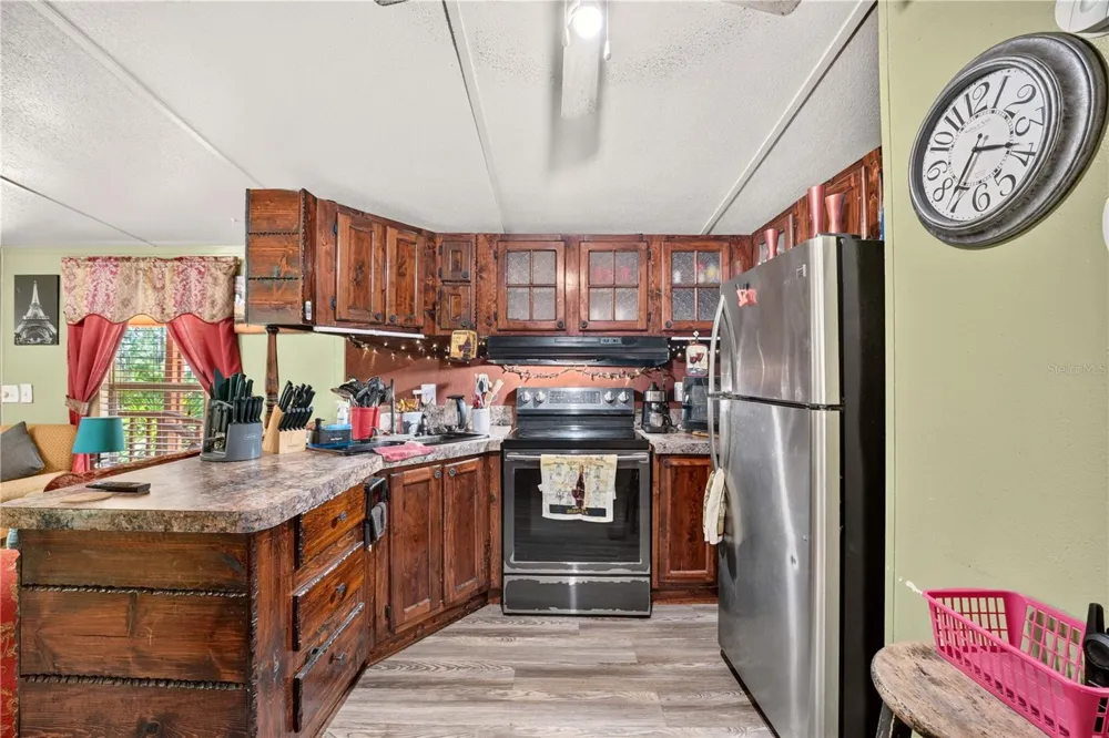 8200 SE 145 STREET Dunnellon, FL 34432