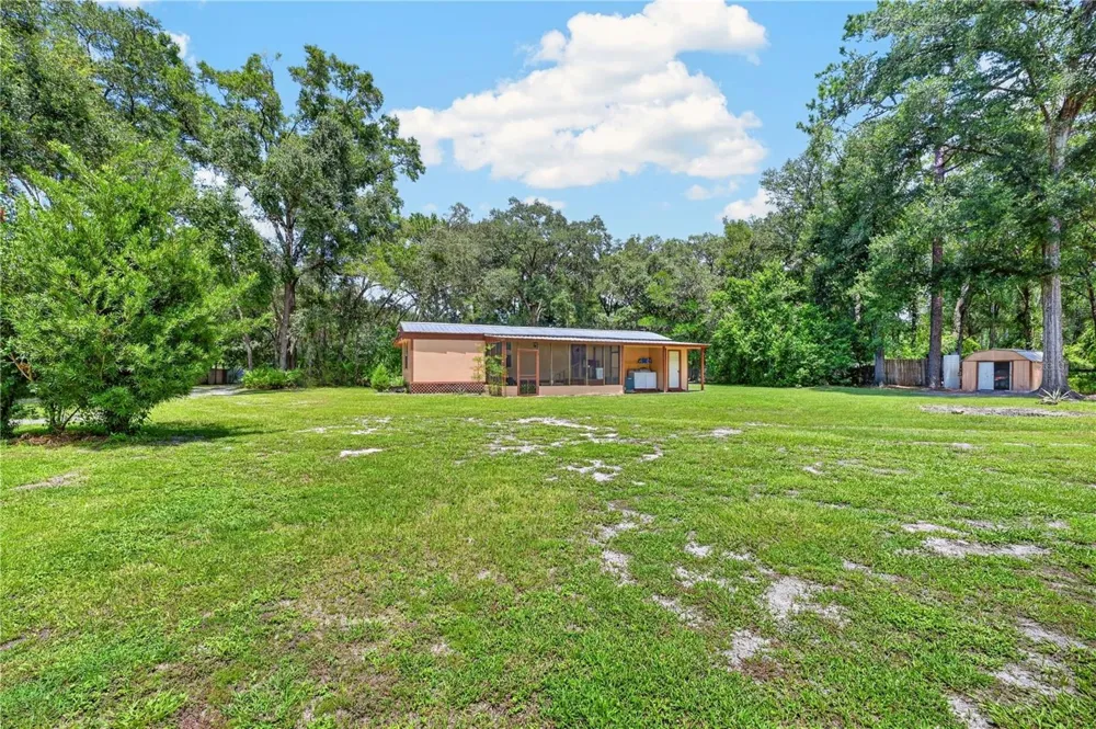 8200 SE 145 STREET Dunnellon, FL 34432