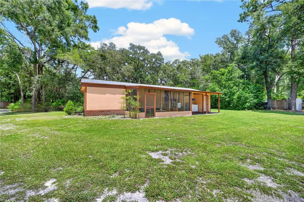 8200 SE 145 STREET Dunnellon, FL 34432