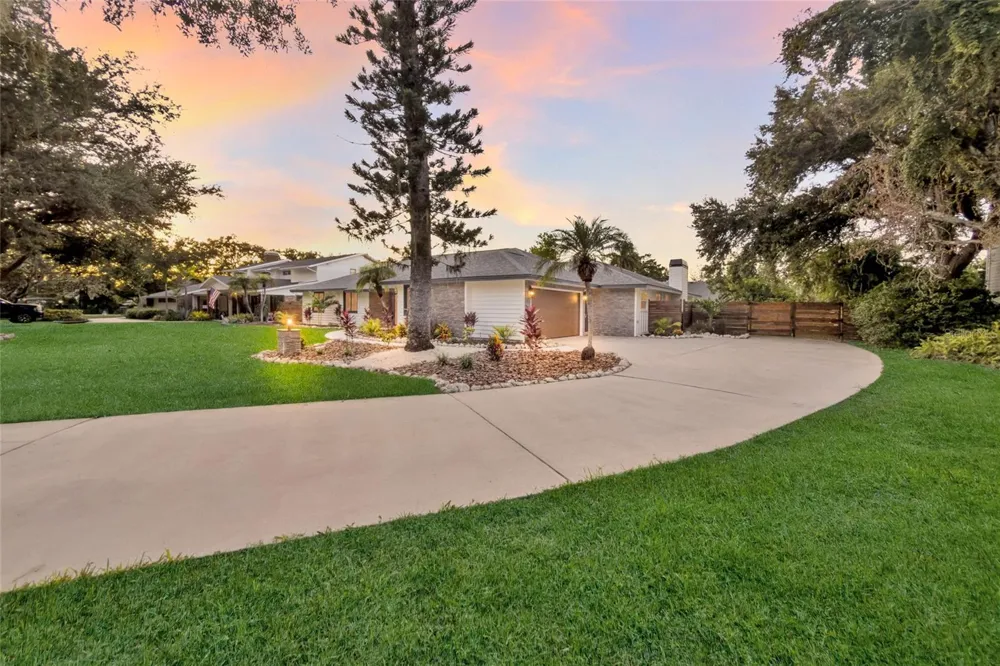 1411 70TH STREET NW Bradenton, FL 34209