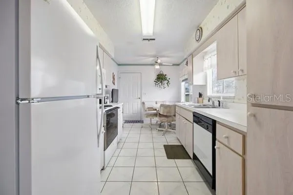 17831 SE 96TH AVENUE Summerfield, FL 34491