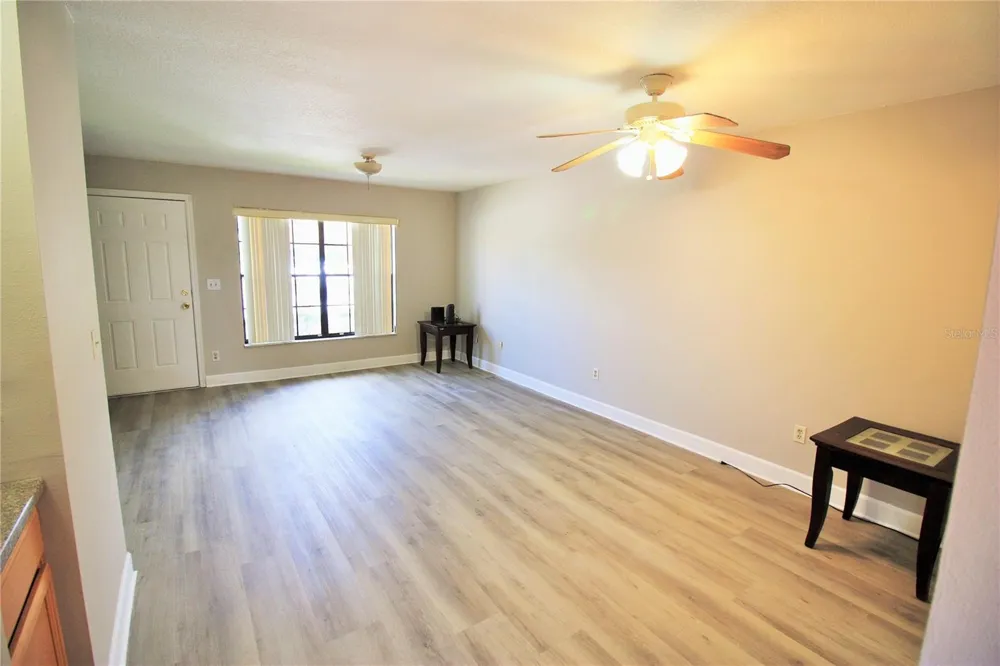7446 WYNNEWOOD SQUARE #190 Winter Park, FL 32792