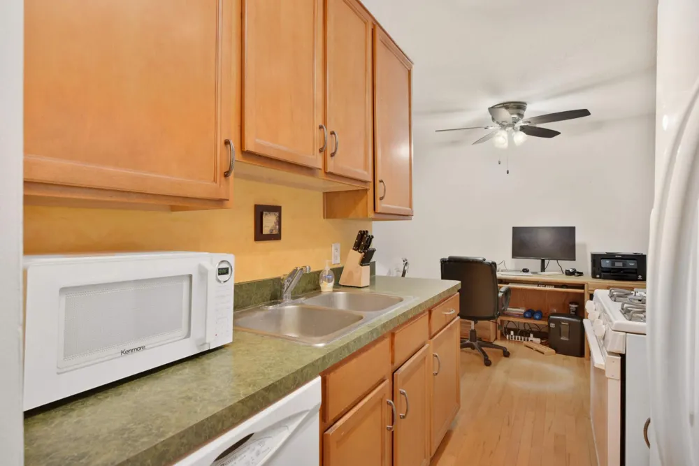 4201 Lakeside Avenue #113 Brooklyn Center, MN 55429