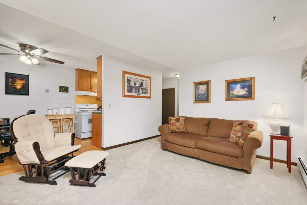 4201 Lakeside Avenue #113 Brooklyn Center, MN 55429